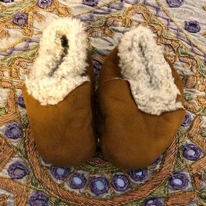 Kina Shearling Baby Booties